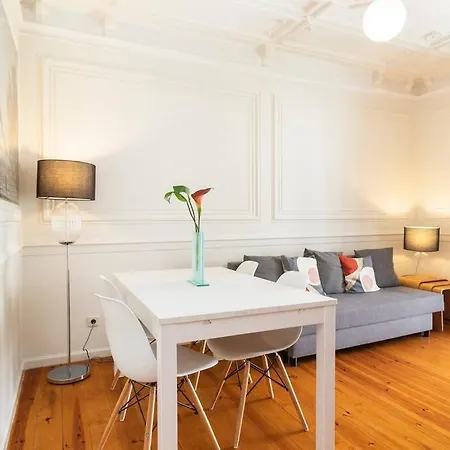 아파트 Spacious Near Saldanha