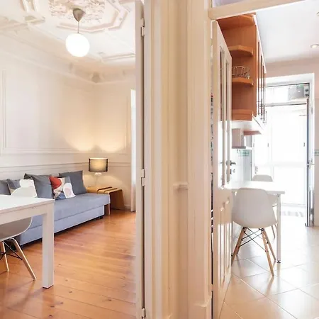 아파트 Spacious Near Saldanha *