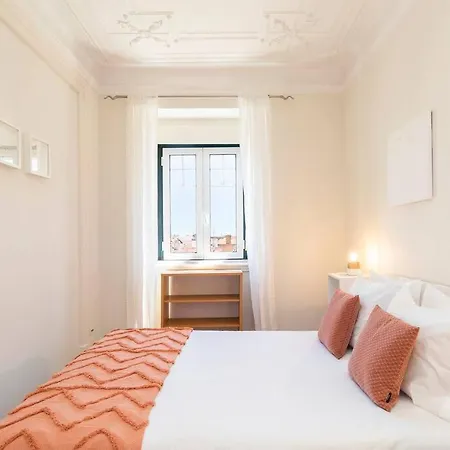 Spacious Near Saldanha Apartament *