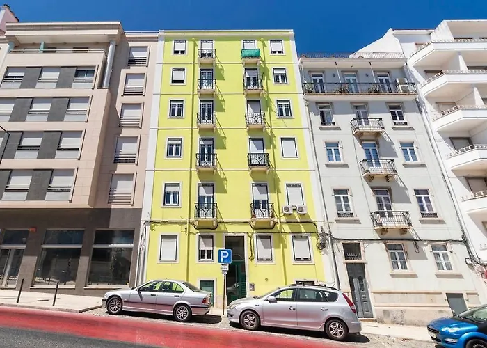 Spacious Near Saldanha Apartment