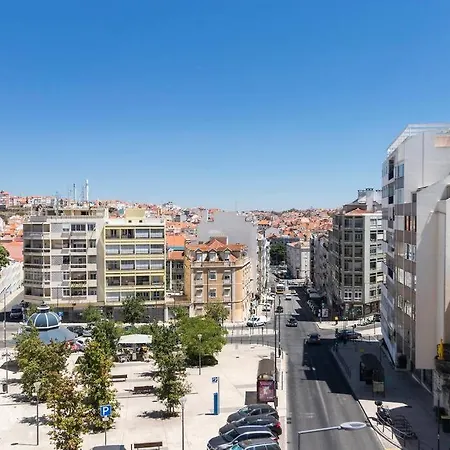 Spacious Near Saldanha Appartamento Lisbona